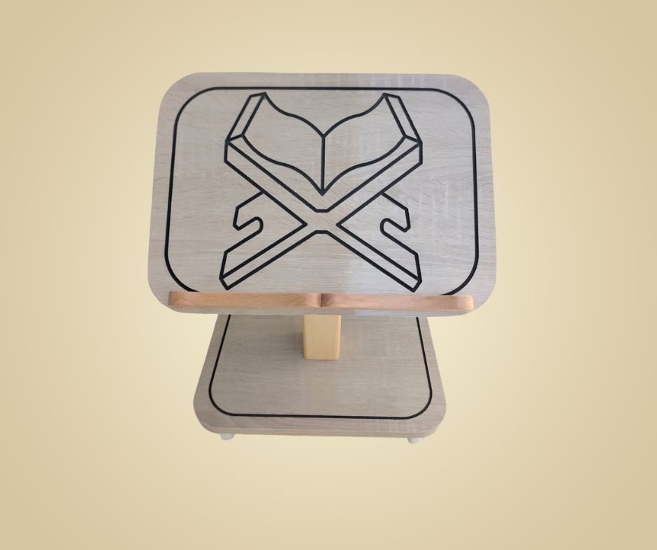 حامل مصحف خشبي أنيق ومتين - Image 2