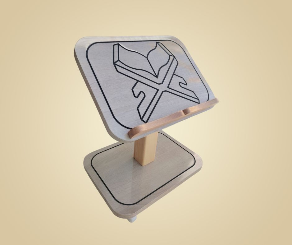 حامل مصحف خشبي أنيق ومتين - Image 3